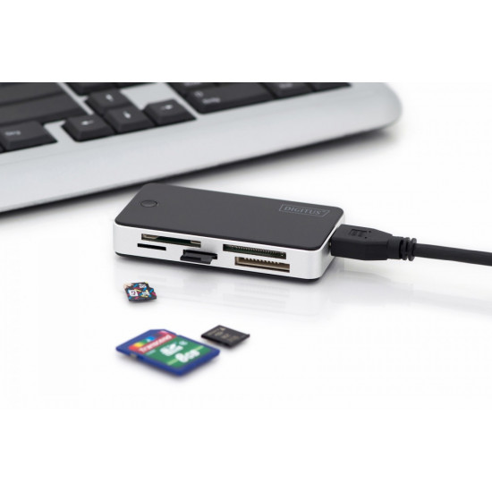 USB 3.0 Card Reader DA-70330-1 USB 3.0 Card Reader DA-70330-1