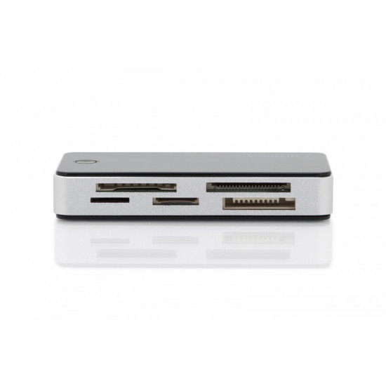 USB 3.0 Card Reader DA-70330-1 USB 3.0 Card Reader DA-70330-1