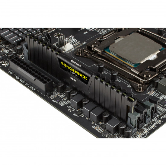 3000 8GB Corsair Vengeance LPX 3000 8GB Corsair Vengeance LPX