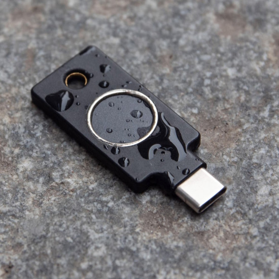 YubiKey C Bio (FIDO Edition) YubiKey C Bio (FIDO Edition)