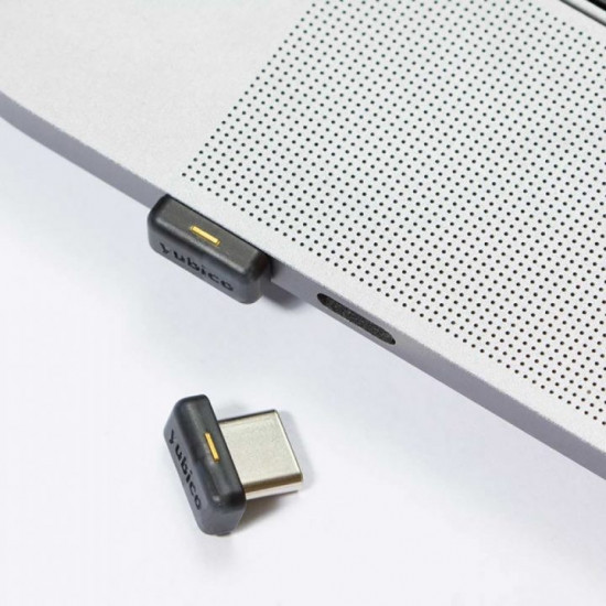 YubiKey 5C Nano USB-C YubiKey 5C Nano USB-C